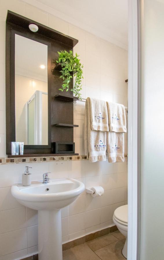 At 4 Umzumbe Beach Apartment, Mangrove Beach Estate Melville  外观 照片