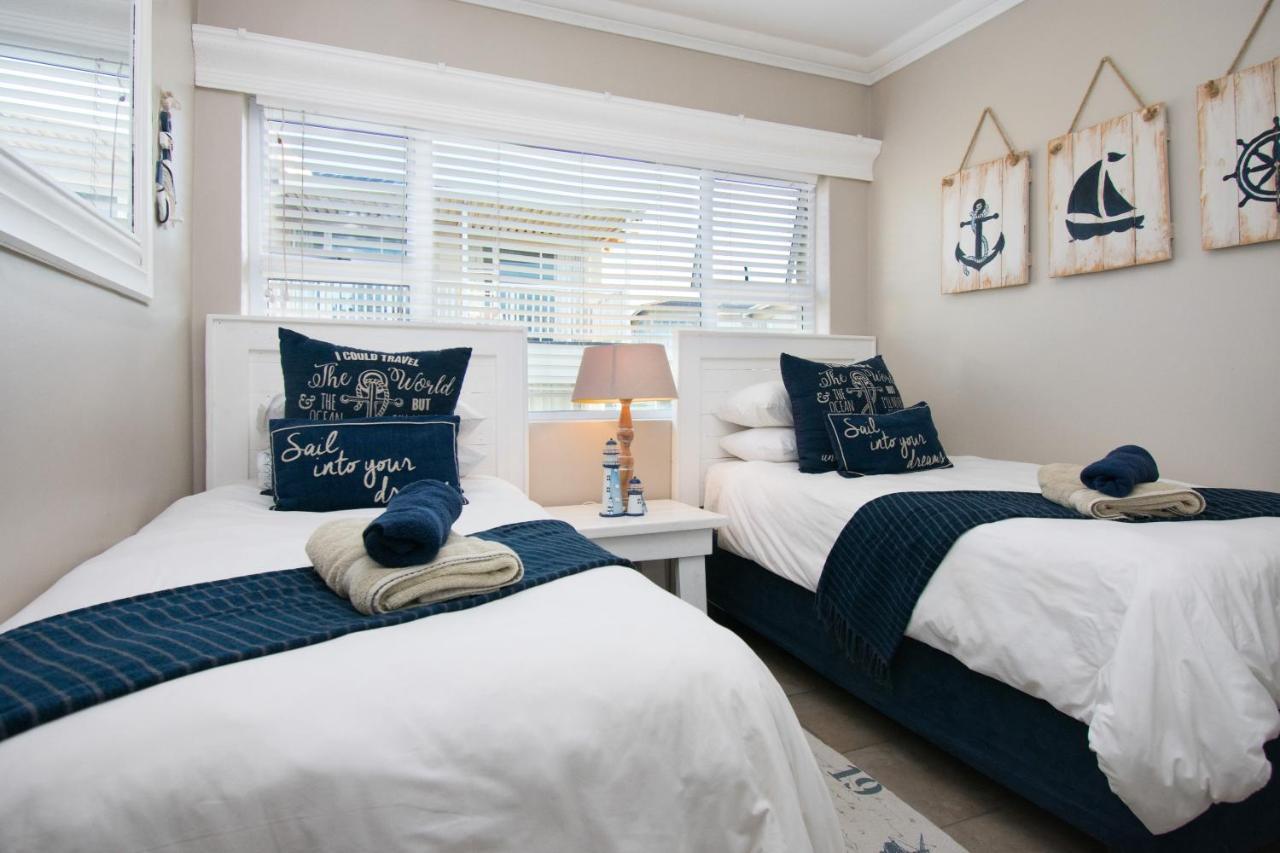 At 4 Umzumbe Beach Apartment, Mangrove Beach Estate Melville  外观 照片