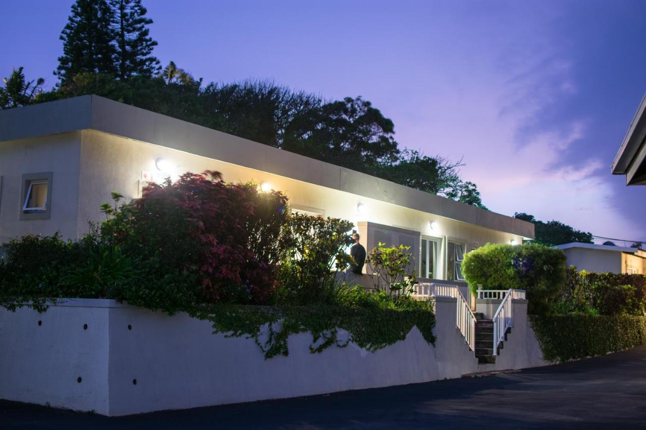 At 4 Umzumbe Beach Apartment, Mangrove Beach Estate Melville  外观 照片